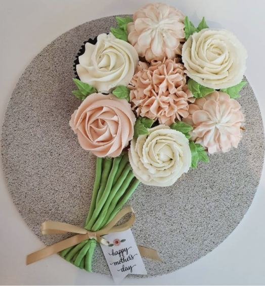 Cupcake flower board
