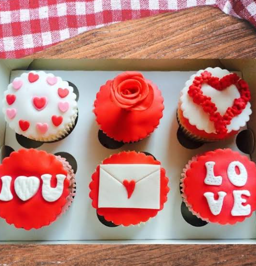 Red and white cupcakes