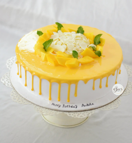 Rich Mango Cake